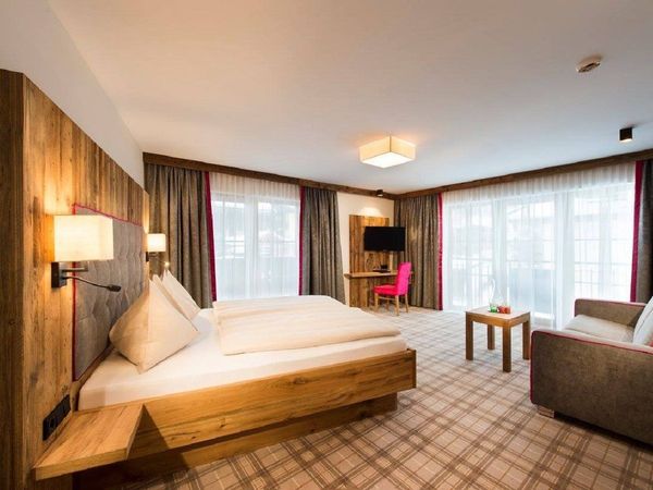 8 Tage Sommerurlaub im Herzen der Alpen in Waidring, Tirol inkl. Halbpension