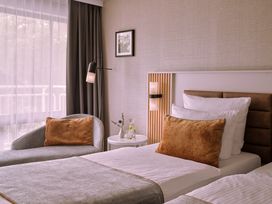 9 Tage im Leonardo Royal Hotel mit Frühstück