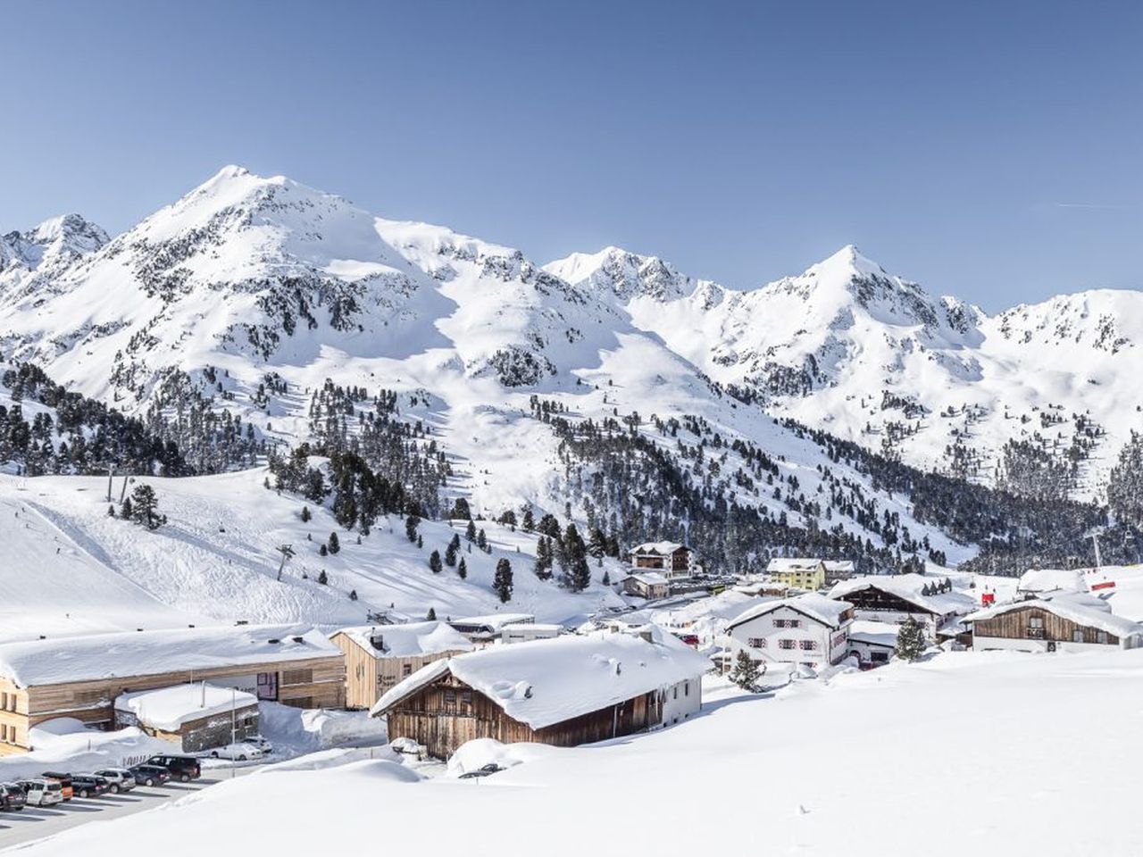 5 Tage Skispaß mit Halbpension &  Skipass auf 2.000m