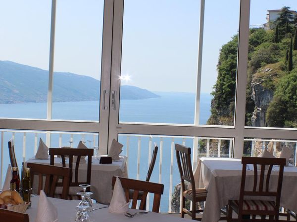 3 Tage Kurzurlaub mit Seeblick  mit Halbpension genießen in Tremosine sul Garda, Lombardei inkl. Halbpension