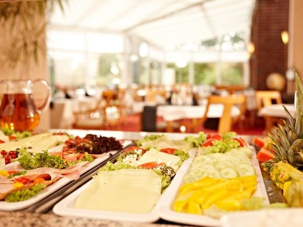 2 Tage in ruhiger Lage nahe Kiel mit Frühstück in Altenholz, Schleswig-Holstein inkl. Frühstück