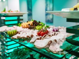 2 Tage Kurzurlaub mit Frühstück im Holiday Inn Dabrowa Gornicza