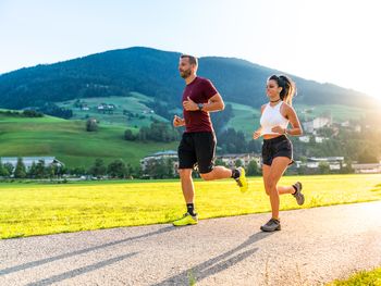 Auf der Sonnenseite Tirols - Wellness und Kulinarik