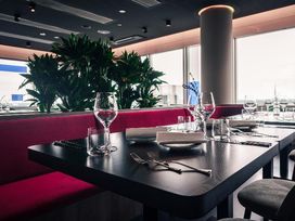 3 Tage im INNSIDE by Malia Düsseldorf Hafen genießen