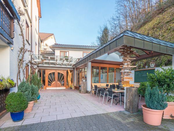 3 Tage zwischen Baden-Baden und Straßburg im Elsass in Oberkirch, Baden-Württemberg inkl. Halbpension