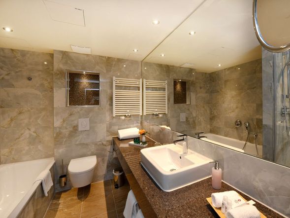 Best Western Plus Delta Park Hotel