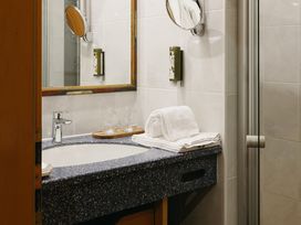 Silvester mit Galadinner & Live-Musik im Burgenland