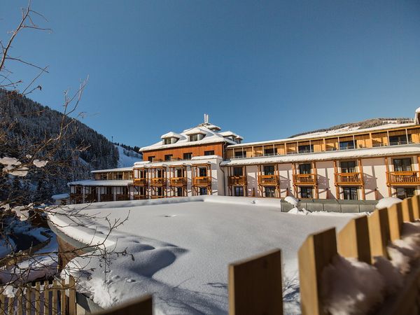 8 Tage Sonnenskilauf in der Sportwelt Amadé in Wagrain inkl. Skipass | 7 Nächte, Salzburg inkl. Halbpension