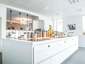 2 Tage Kurzurlaub mit Frühstück im Scotty + Emily Hotel Ulm, Sure Hotel Collection by BW