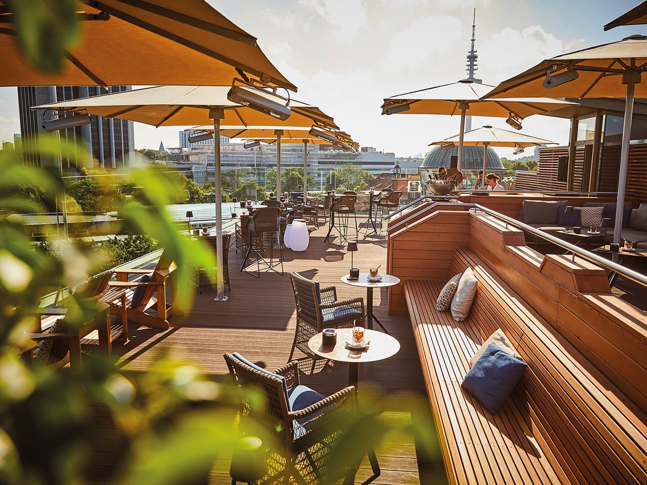 5-Sterne Urlaub in Hamburg! 6 Tage im Grand Elysee Hamburg 
