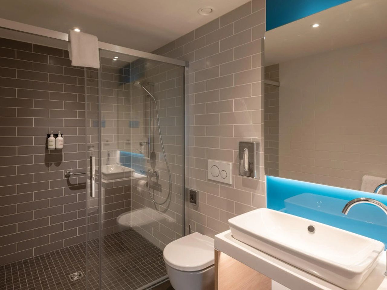 6 Tage mit Frühstück im Holiday Inn Express Munich