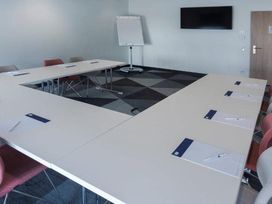 2 Tage mit Frühstück im Holiday Inn Express Wiesbaden