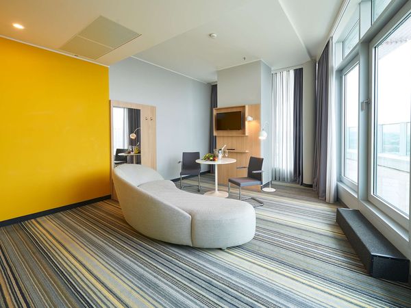 9 Tage in der geschichtsträchtigen Stadt Würzburg GHOTEL hotel & living Würzburg, Bayern