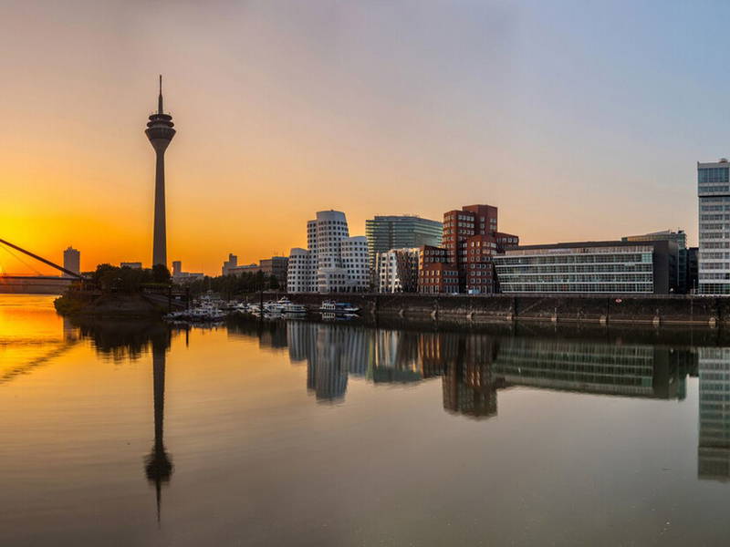 Dine & Wine im Szene-Viertel Medienhafen / 2 Tage