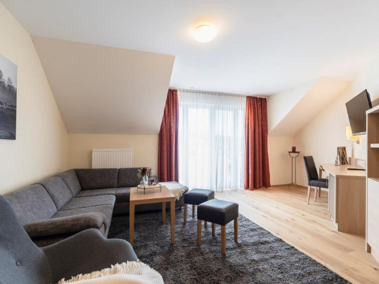 Deluxe Suite