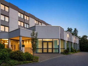 2 Tage Flughafen-Auszeit im Sunday Hotel Frankfurt Airport