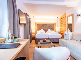 5 Tage Urlaub mit HP im Das Neuhaus