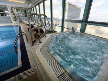 Städte- und Wellnessreise über den Dächern Prags