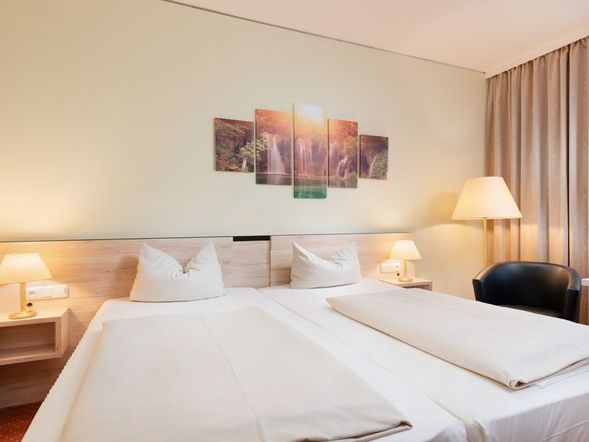NOVINA Hotel Südwestpark Nürnberg