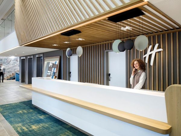 6 Tage im Holiday Inn Hamburg-HafenCity mit Frühstück Holiday Inn Hamburg - HafenCity inkl. Frühstück