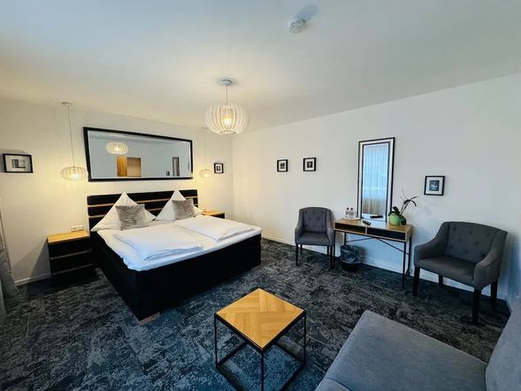 Doppelzimmer SUPERIOR mit Kingsize Bett