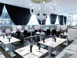 Bonn erleben im Designhotel Kameha Grand Bonn