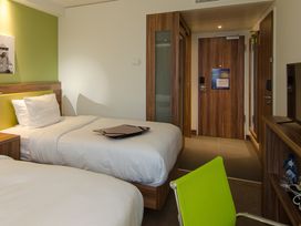2 Tage im Hampton By Hilton Hamburg mit Frühstück