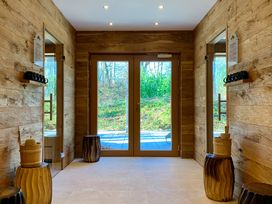 Vier Jahreszeiten im Schlosspark inkl. Adults Only Wellness & Spa | 2 Nächte