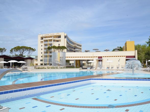 Laguna Park Hotel