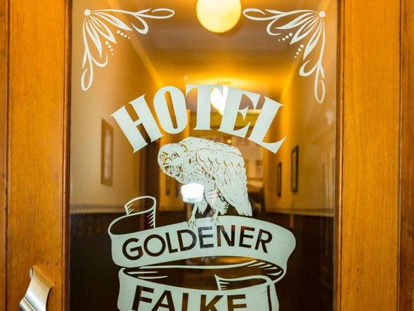 Hotel Goldener Falke