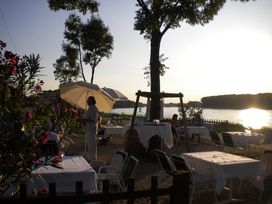 Urlaub an der Donau / 2 Tage mit Frühstück im Altes Kloster Hotel