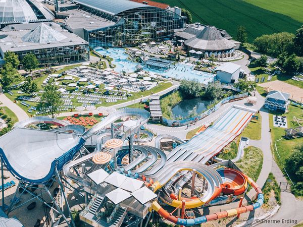 2 Tage Günstige Auszeit in der Therme Erding mit Erlebnisbad in Feldkirchen (München), Bayern inkl. Frühstück