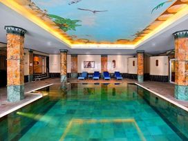 9 Tage Entspannung im Grand Hotel an der Lahn