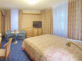 9 Tage Entspannung im Grand Hotel an der Lahn