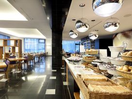 2 im Eurostars Grand Central Hotel mit Frühstück