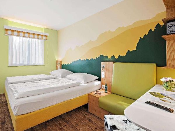 9 Tage Urlaub mit Frühstück in den Berchtesgadener Alpen in Piding, Bayern inkl. Frühstück