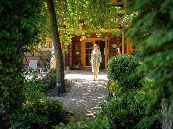 2 Tannenhäuschen Tage in Wesel Halbpension
