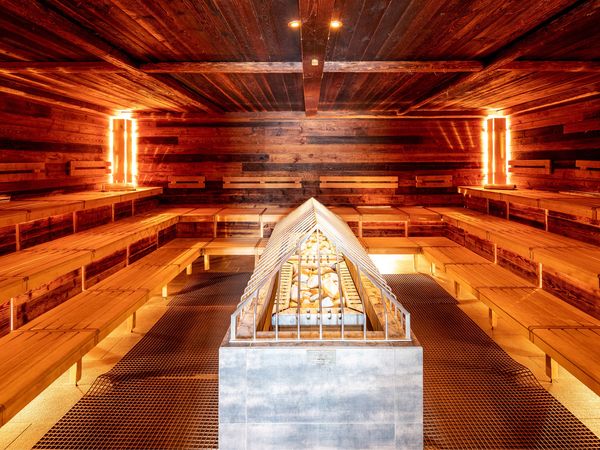 8 Tage Steiermark: Wellness, Massage & 6-Gang-Menü in Bad Waltersdorf inkl. Halbpension