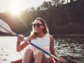 FRÜHLINGSER­WACHEN AN DER MOSEL 