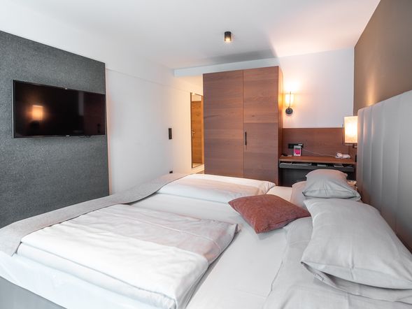 Doppelzimmer BUSINESS mit Balkon