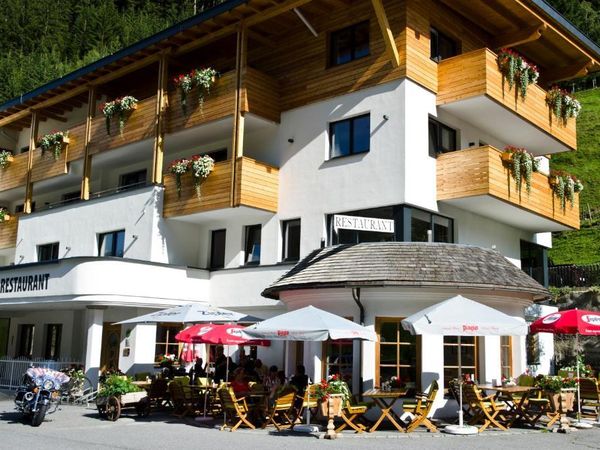 5 Tage im wunderschönen Ischgl Hotel Tannenhof, Tirol inkl. Halbpension