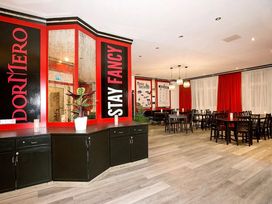 2 Tage Kurzurlaub mit Frühstück im DORMERO Hotel München-Kirchheim Messe