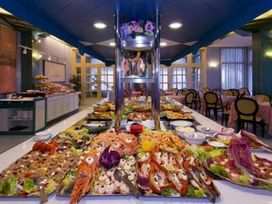 4 Tage in Lido di Jesolo direkt am Meer mit Frühstück