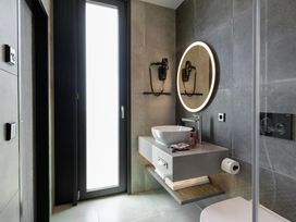 2 Tage Kurzurlaub mit Frühstück im ibis Styles Friedrichshafen