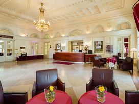 5 Tage mit Frühstück im Hotel Schloss Wilhelminenberg
