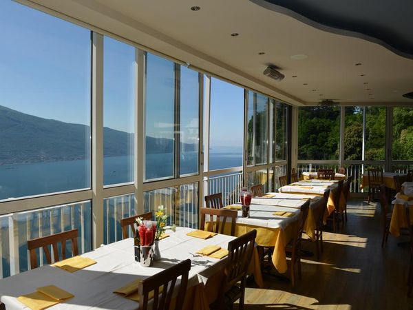 3 Tage Kurzurlaub mit Seeblick  mit Halbpension genießen in Tremosine sul Garda, Lombardei inkl. Halbpension