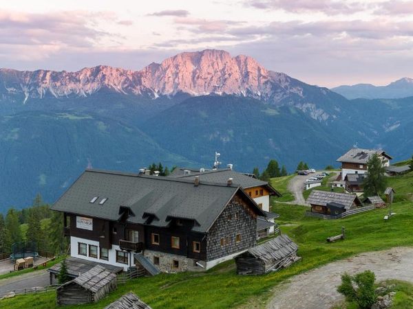 Alpenauszeit: 8 Tage Natur & Panorama Hotel Sattleggers Alpenhof in Berg Im Drautal, Kärnten inkl. Halbpension