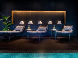 5 Tage nahe des Kaufhauses KaDeWe in Berlin