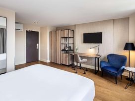 3 Tage im Hotel NH Amsterdam Schiller