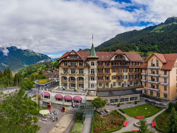 Auszeit- 5 Tage im Arenas Resort Victoria-Lauberhorn in Wengen, Bern inkl. Halbpension